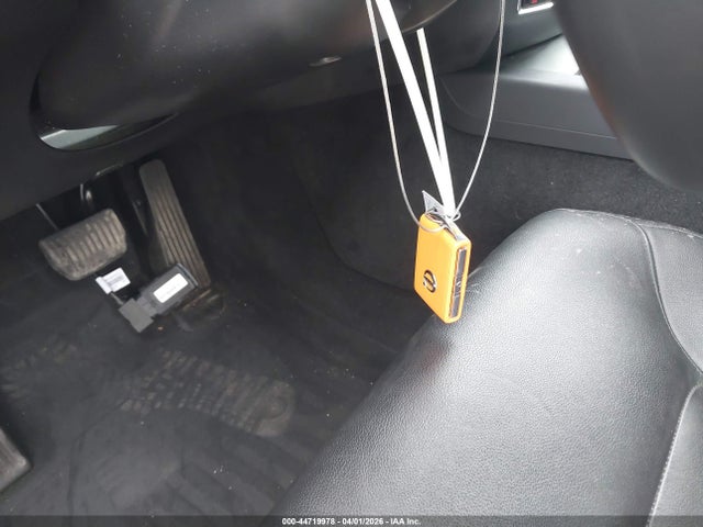 44719978 :رقم المزاد ، 7JRL12FK1RG322134 vin ، 2024 Volvo S60 B5 Core Dark Theme مزاد بيع