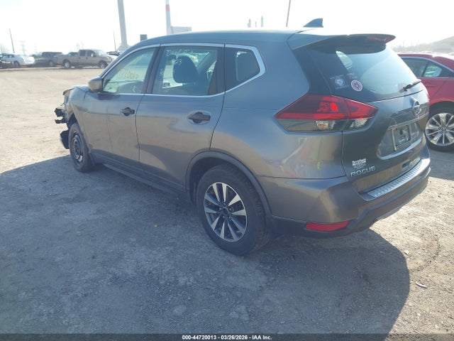 44720013 :رقم المزاد ، KNMAT2MT3JP576749 vin ، 2018 Nissan Rogue S مزاد بيع