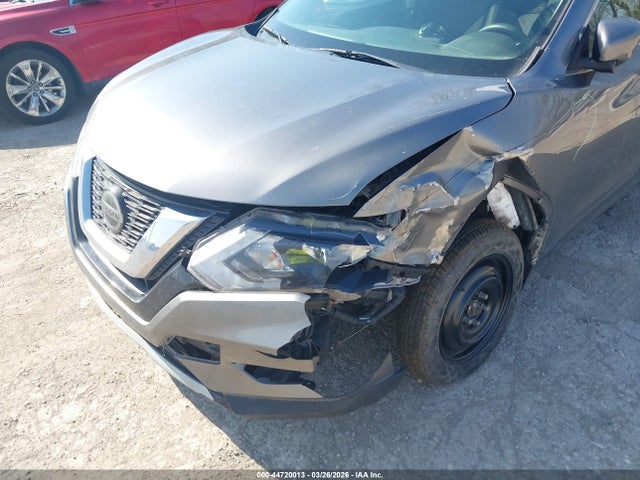 44720013 :رقم المزاد ، KNMAT2MT3JP576749 vin ، 2018 Nissan Rogue S مزاد بيع