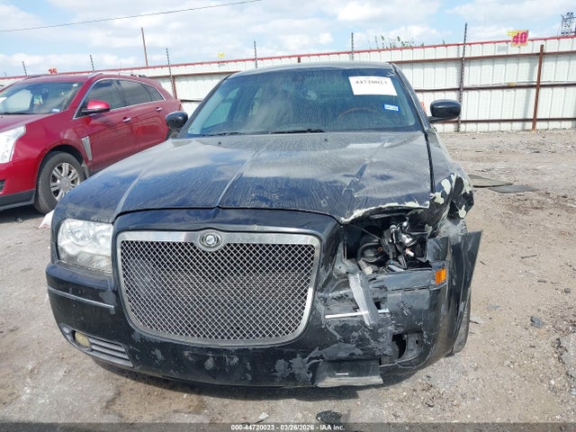 Продажа на аукционе авто 2005 Chrysler 300 Touring, vin: 2C3AA53G15H538141, номер лота: 44720023