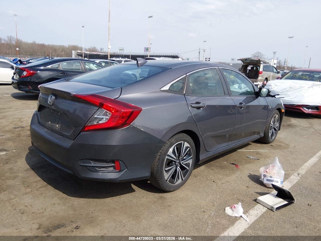 Продаж на аукціоні авто 2017 Honda Civic Ex-t, vin: 2HGFC1F32HH647243, номер лоту: 44720033