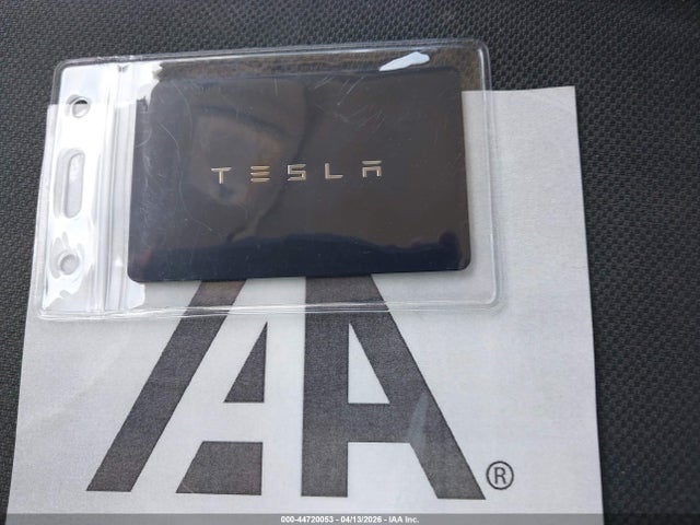 Продажа на аукционе авто 2018 Tesla Model 3, vin: 5YJ3E1EA4JF042177, номер лота: 44720053