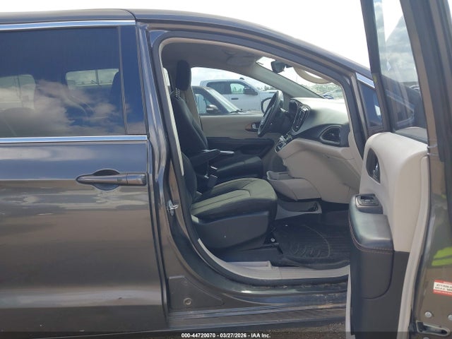 Aukcja sprzedaży 2017 Chrysler Pacifica Touring, vin: 2C4RC1DG5HR851367, numer aukcji: 44720070