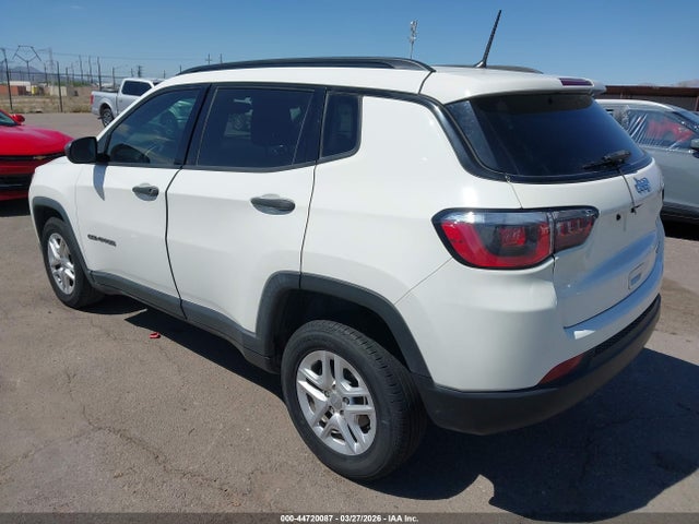 2017 JEEP NEW COMPASS 3C4NJCABXHT652465 Photo 2