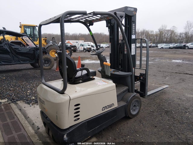 Продажа на аукционе авто 2023 Crown Forklift, vin: 10508712, номер лота: 44720101