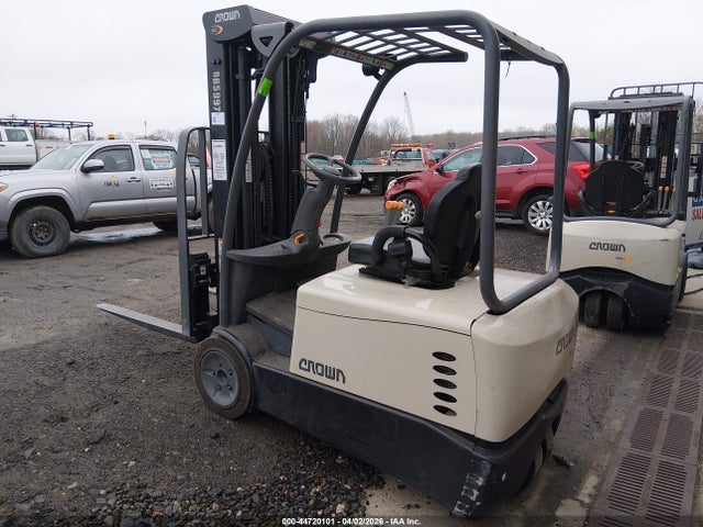 Продажа на аукционе авто 2023 Crown Forklift, vin: 10508712, номер лота: 44720101
