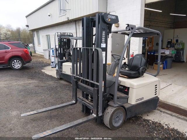 Продажа на аукционе авто 2023 Crown Forklift, vin: 10508712, номер лота: 44720101