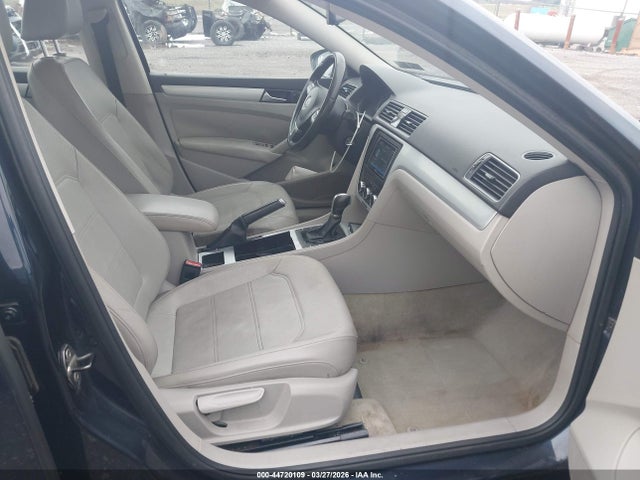 Aukcja sprzedaży 2012 Volkswagen Passat 2.5l Se, vin: 1VWBP7A36CC041626, numer aukcji: 44720109