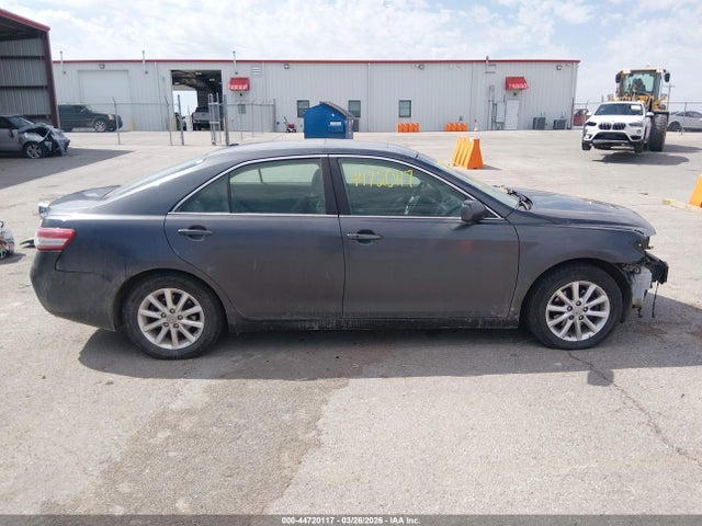 2011 Toyota Camry Xle V6 მანქანა იყიდება აუქციონზე, vin: 4T1BK3EK0BU628372, აუქციონის ნომერი: 44720117
