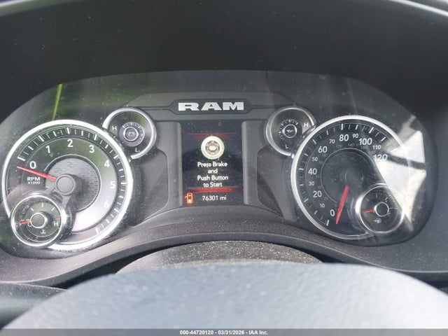 44720120 :رقم المزاد ، 1C6SRFBT6MN566883 vin ، 2021 Ram 1500 Big Horn  4x4 6'4 Box مزاد بيع