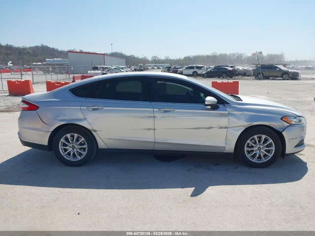 2016 Ford Fusion S მანქანა იყიდება აუქციონზე, vin: 3FA6P0G72GR280187, აუქციონის ნომერი: 44720126