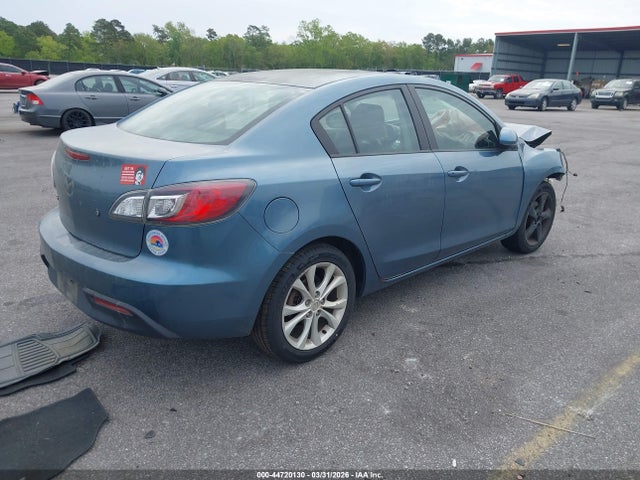 2011 MAZDA MAZDA3 JM1BL1UF0B1496502 Photo 3