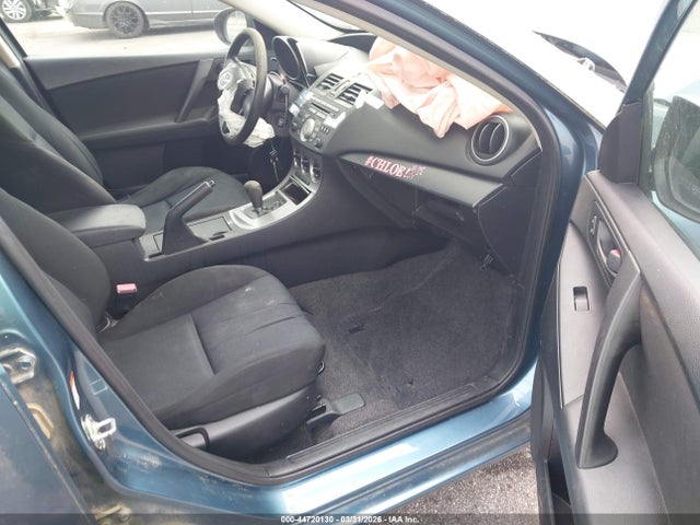 2011 MAZDA MAZDA3 JM1BL1UF0B1496502 Photo 4