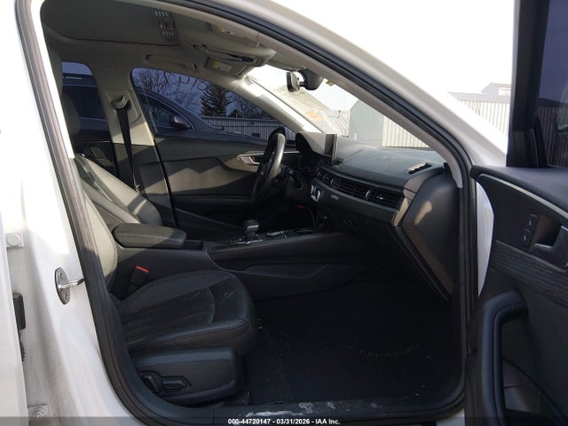 44720147 :رقم المزاد ، WAUDNAF47KN020669 vin ، 2019 Audi A4 45 Premium مزاد بيع