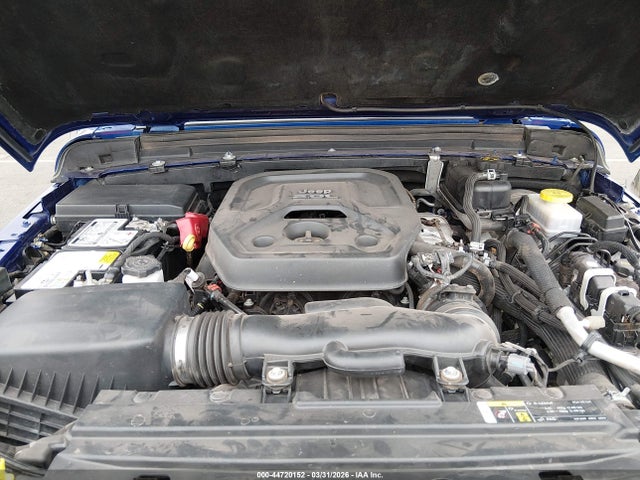 1C4HJXFN8JW332004 Jeep Wrangler Unlimited Rubicon 4x4