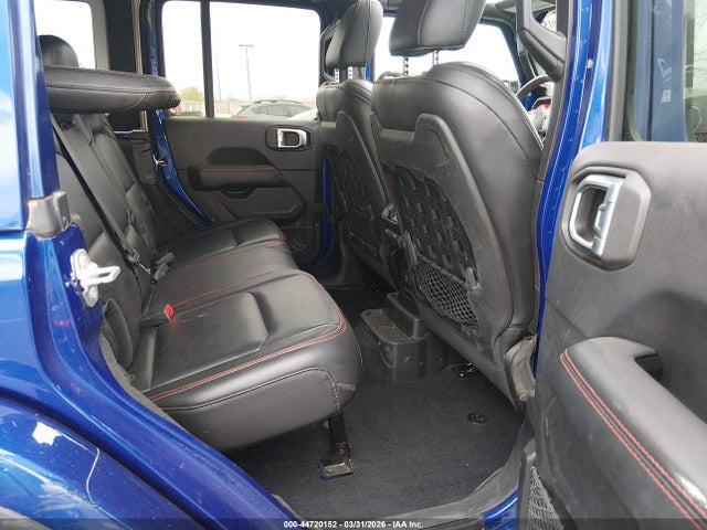 1C4HJXFN8JW332004 Jeep Wrangler Unlimited Rubicon 4x4