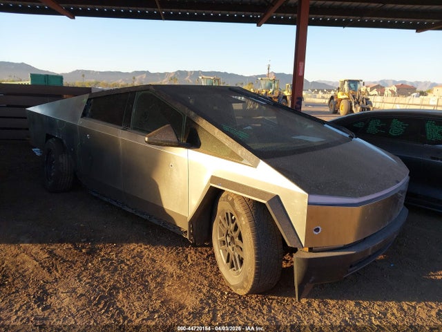 2025 Tesla Cybertruck All-wheel Drive მანქანა იყიდება აუქციონზე, vin: 7G2CEHED2SA073216, აუქციონის ნომერი: 44720154