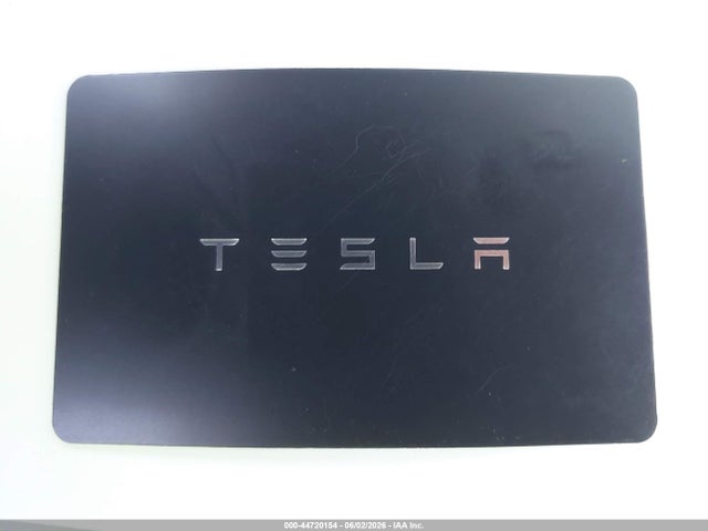 44720154 :رقم المزاد ، 7G2CEHED2SA073216 vin ، 2025 Tesla Cybertruck All-wheel Drive مزاد بيع