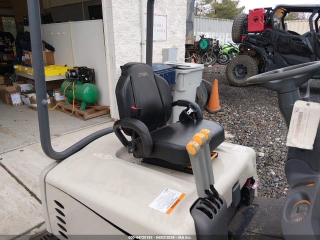 Продажа на аукционе авто 2023 Crown Forklift, vin: 10508713, номер лота: 44720192