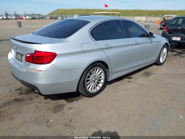 2011 BMW 535I WBAFR7C58BC804898 Photo 3