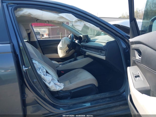 Продажа на аукционе авто 2025 Honda Accord Lx, vin: 1HGCY1F28SA011248, номер лота: 44720264