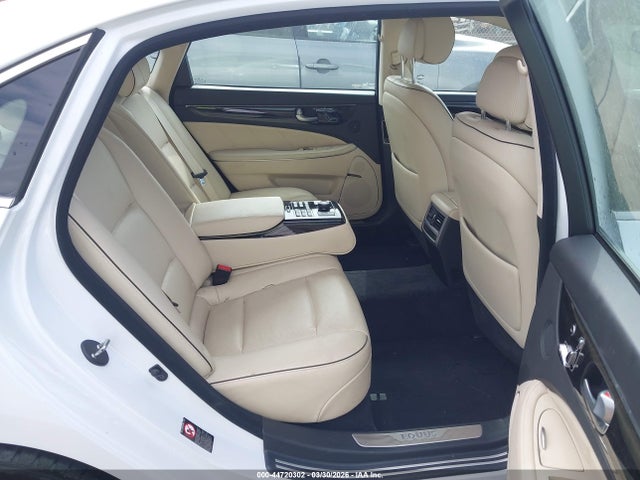 Продаж на аукціоні авто 2016 Hyundai Equus Signature, vin: KMHGH4JH8GU106357, номер лоту: 44720302