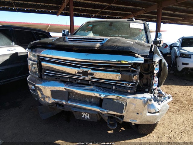 1GC1KTEY6KF157787 Chevrolet Silverado 2500hd Ltz