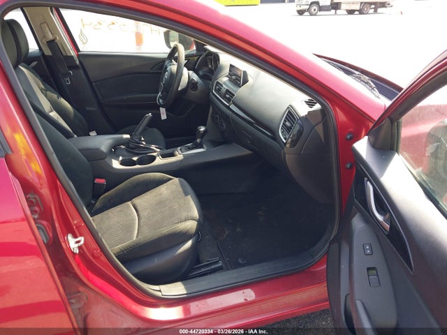 Продаж на аукціоні авто 2014 Mazda Mazda3 I Sport, vin: 3MZBM1U7XEM102613, номер лоту: 44720334