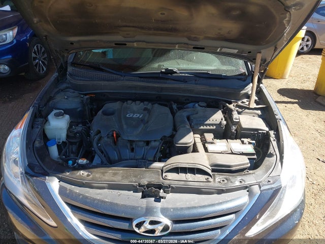 5NPEB4AC3EH946152 Hyundai SONATA GLS