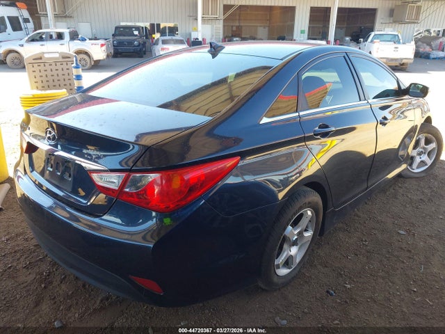 5NPEB4AC3EH946152 Hyundai SONATA GLS