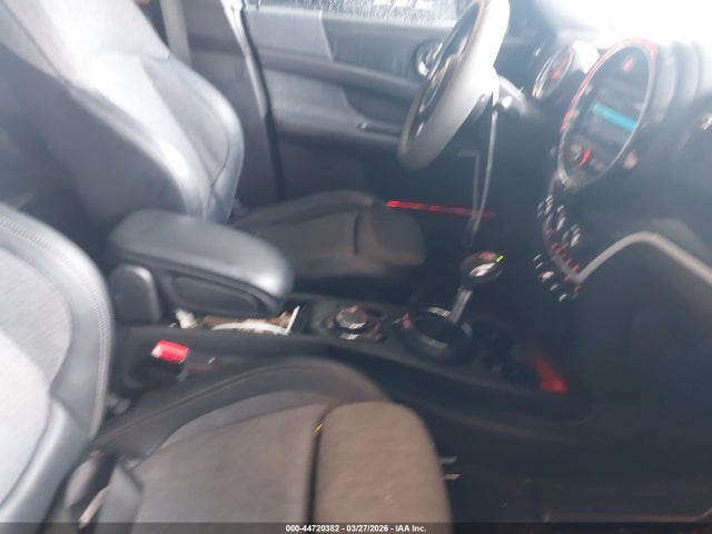 2017 MINI COUNTRYMAN WMZYT5C34H3B66743 Photo 4