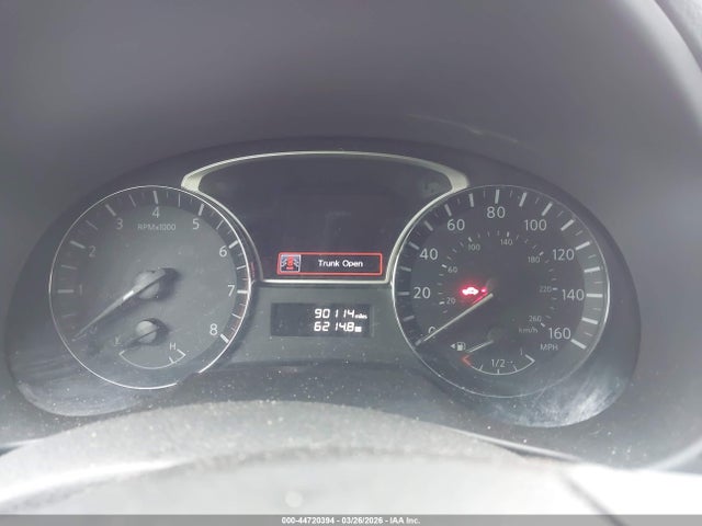 2015 Nissan Altima 2.5 S მანქანა იყიდება აუქციონზე, vin: 1N4AL3AP7FN915096, აუქციონის ნომერი: 44720394