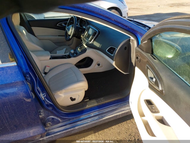 44720397 :رقم المزاد ، 1C3CCCCB7FN742592 vin ، 2015 Chrysler 200 C مزاد بيع