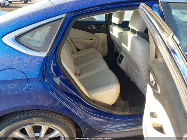44720397 :رقم المزاد ، 1C3CCCCB7FN742592 vin ، 2015 Chrysler 200 C مزاد بيع