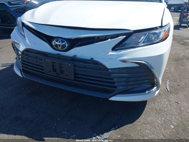 Toyota CAMRY LE 2022 4T1C11AK7NU075810 Image 17