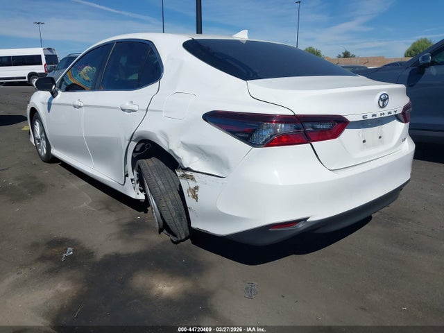 Toyota CAMRY LE 2022 4T1C11AK7NU075810 Image 3