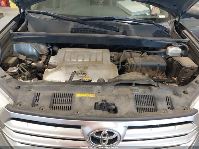 2013 Toyota Highlander Limited V6 მანქანა იყიდება აუქციონზე, vin: 5TDDK3EHXDS215464, აუქციონის ნომერი: 44720426