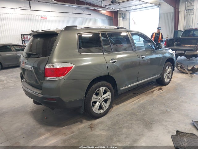 2013 Toyota Highlander Limited V6 მანქანა იყიდება აუქციონზე, vin: 5TDDK3EHXDS215464, აუქციონის ნომერი: 44720426