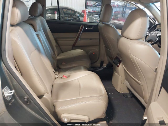 2013 Toyota Highlander Limited V6 მანქანა იყიდება აუქციონზე, vin: 5TDDK3EHXDS215464, აუქციონის ნომერი: 44720426