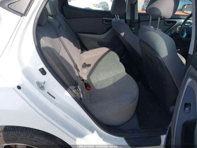 Hyundai ELANTRA SE 2016 5NPDH4AEXGH774331 Image 8
