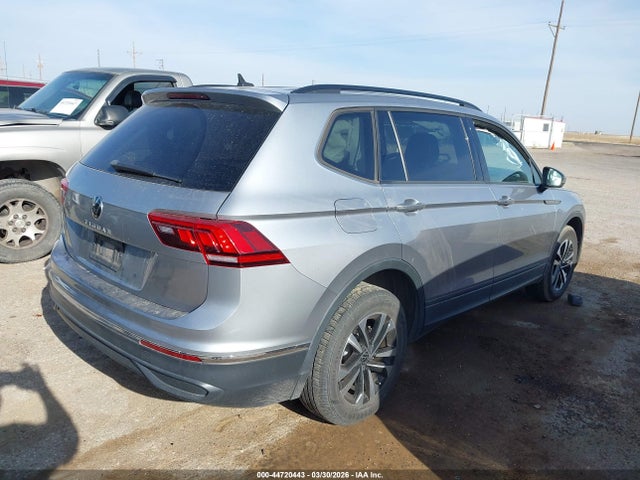 44720443 :رقم المزاد ، 3VV1B7AX3NM028383 vin ، 2022 Volkswagen Tiguan 2.0t S مزاد بيع