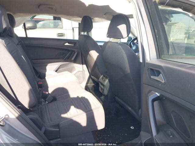 44720443 :رقم المزاد ، 3VV1B7AX3NM028383 vin ، 2022 Volkswagen Tiguan 2.0t S مزاد بيع
