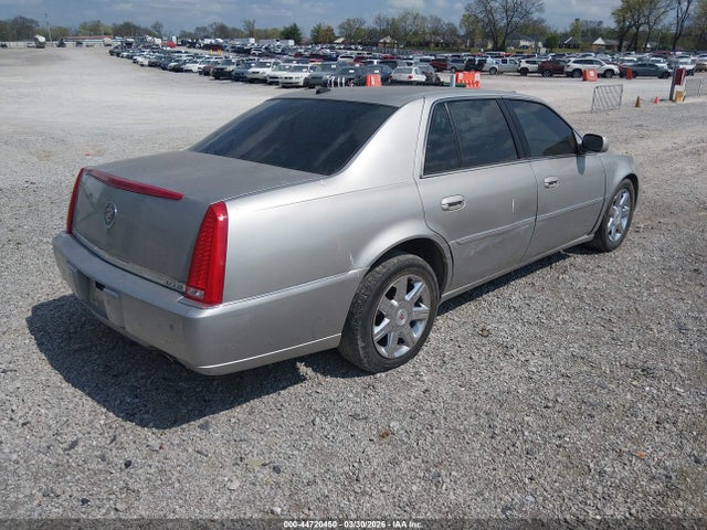 44720450 :رقم المزاد ، 1G6KD57Y06U106202 vin ، 2006 Cadillac Dts Standard مزاد بيع