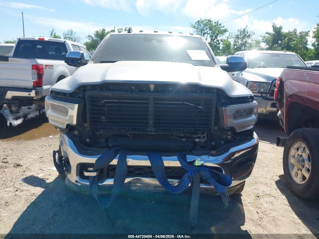 Продажа на аукционе авто 2021 Ram 3500 Laramie  4x4 8' Box, vin: 3C63RRJL0MG550257, номер лота: 44720458