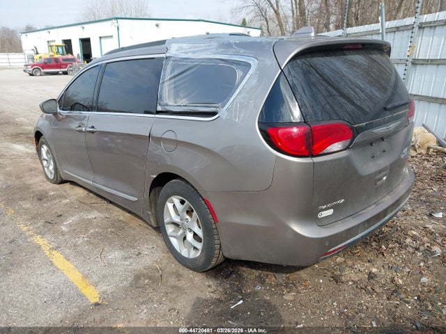 Chrysler Pacifica Touring-l 2017 2C4RC1BG1HR660452 Image 3