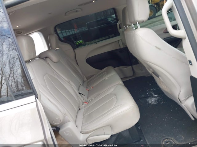 Chrysler Pacifica Touring-l 2017 2C4RC1BG1HR660452 Image 8