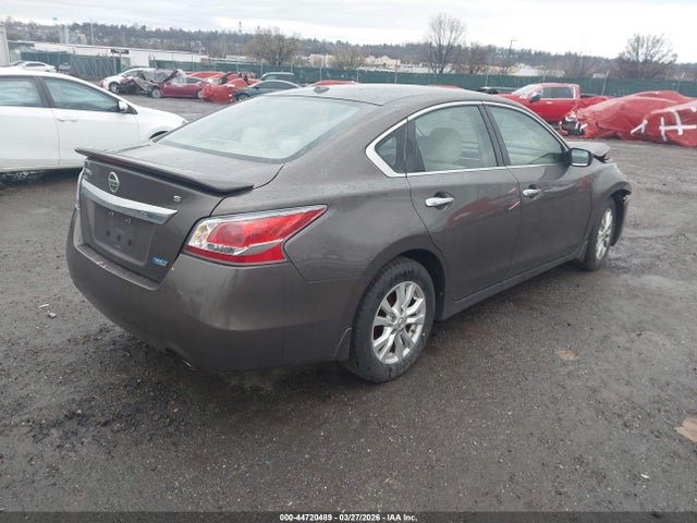 Nissan Altima 2.5 S 2014 1N4AL3AP4EC406237 Image 4