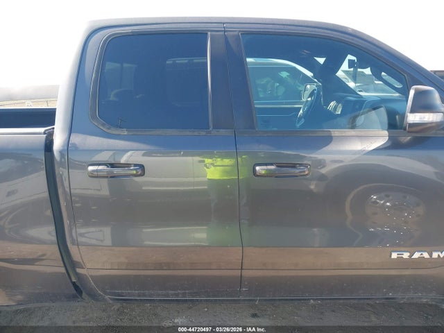 1C6RREBT5NN125451 RAM 1500 Big Horn 4x2 6&#039;4 Box