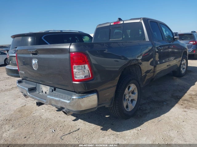 1C6RREBT5NN125451 RAM 1500 Big Horn 4x2 6&#039;4 Box
