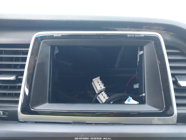 44720504 :رقم المزاد ، 5NPE34AF1KH784671 vin ، 2019 Hyundai Sonata Sel مزاد بيع